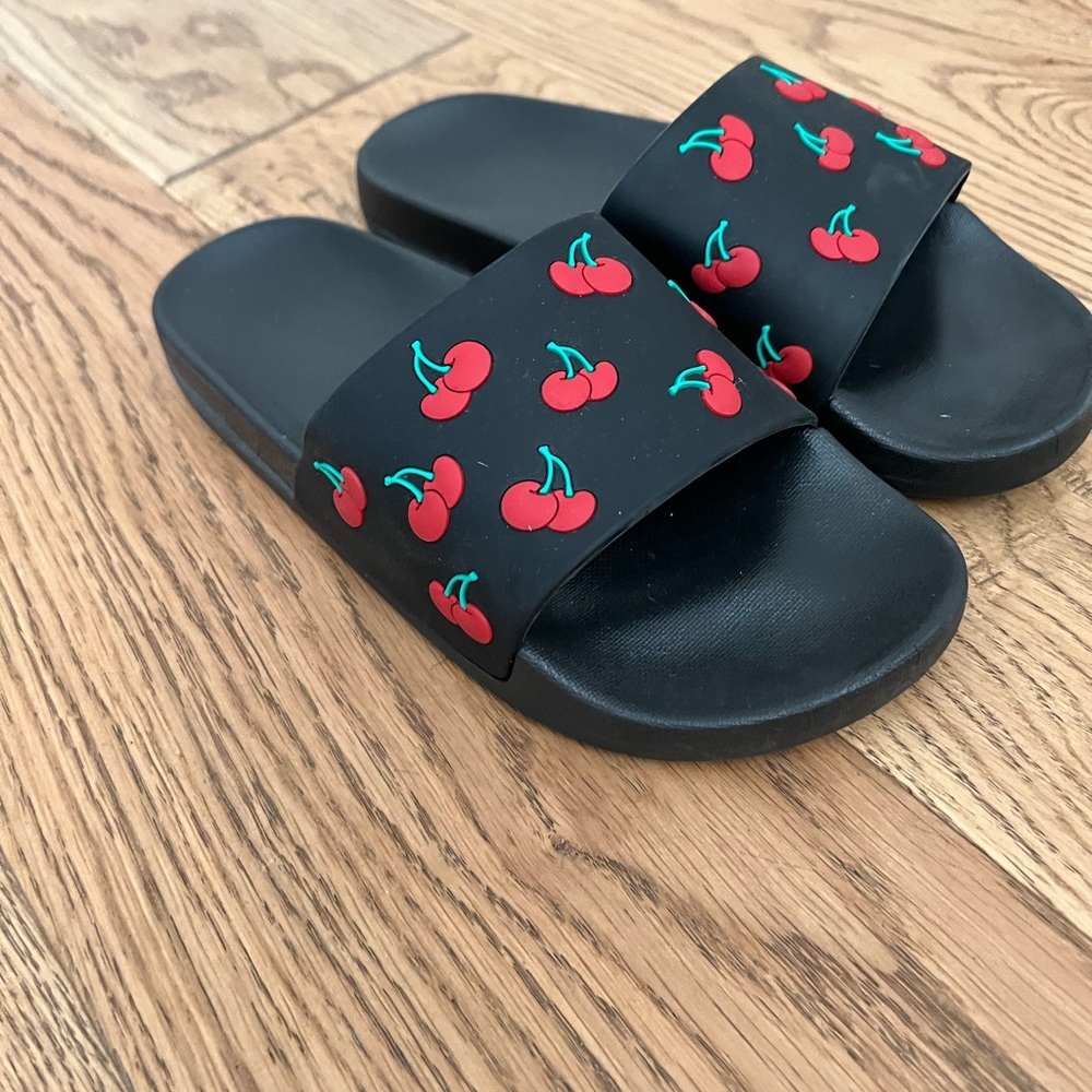 Black pool slides
